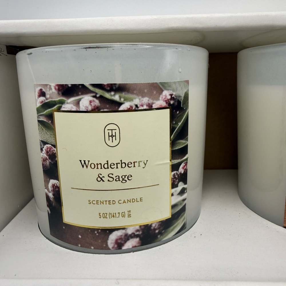 Threshold Scented Candle Set of 3 Fall/Winter Scents 5oz Each - Picture 2 of 7